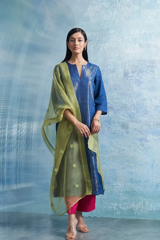 Aura Contrast Kurta Set