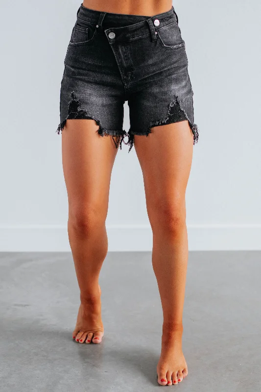 Aliyah Risen Shorts - Vintage Black