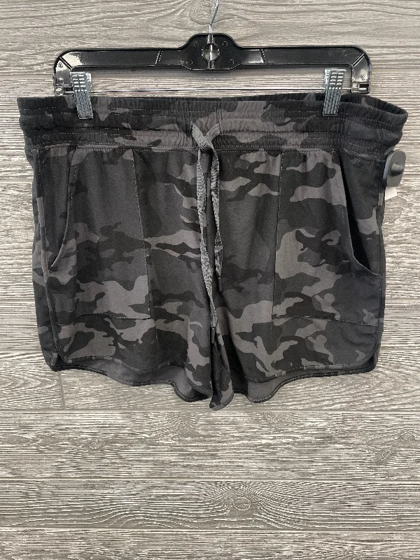 Shorts By Athletic Works In Camouflage Print, Size: L