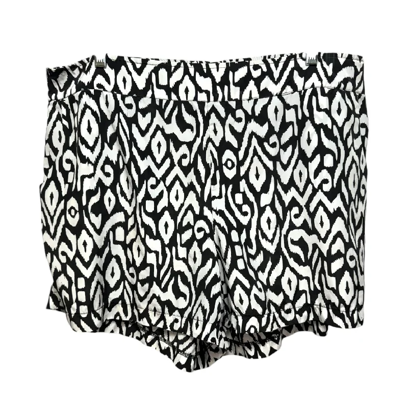 Shorts By Torrid In Black & White, Size: 2x