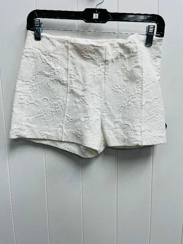 Shorts Designer By Lilly Pulitzer In White, Size: 0